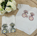 T-Shirt Maniche Corte Bicicletta Rosa con Fiori Rosa e Margherite